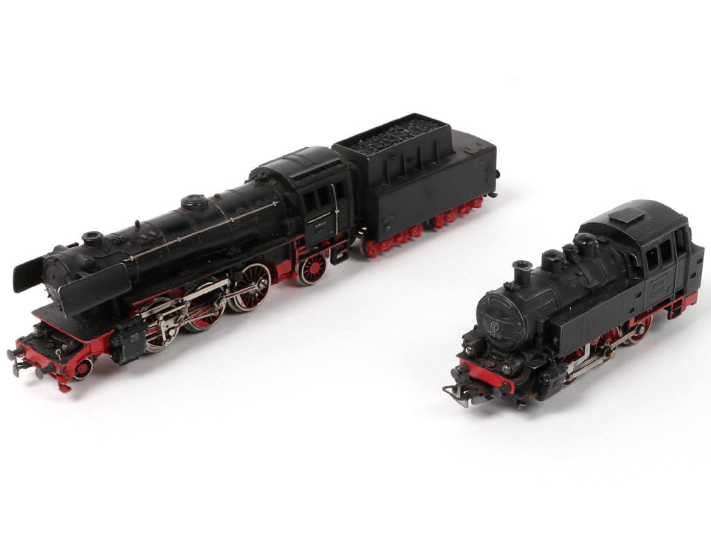 Lot 94 - MÄRKLIN 'HO' (ALLEMAGNE) (2)