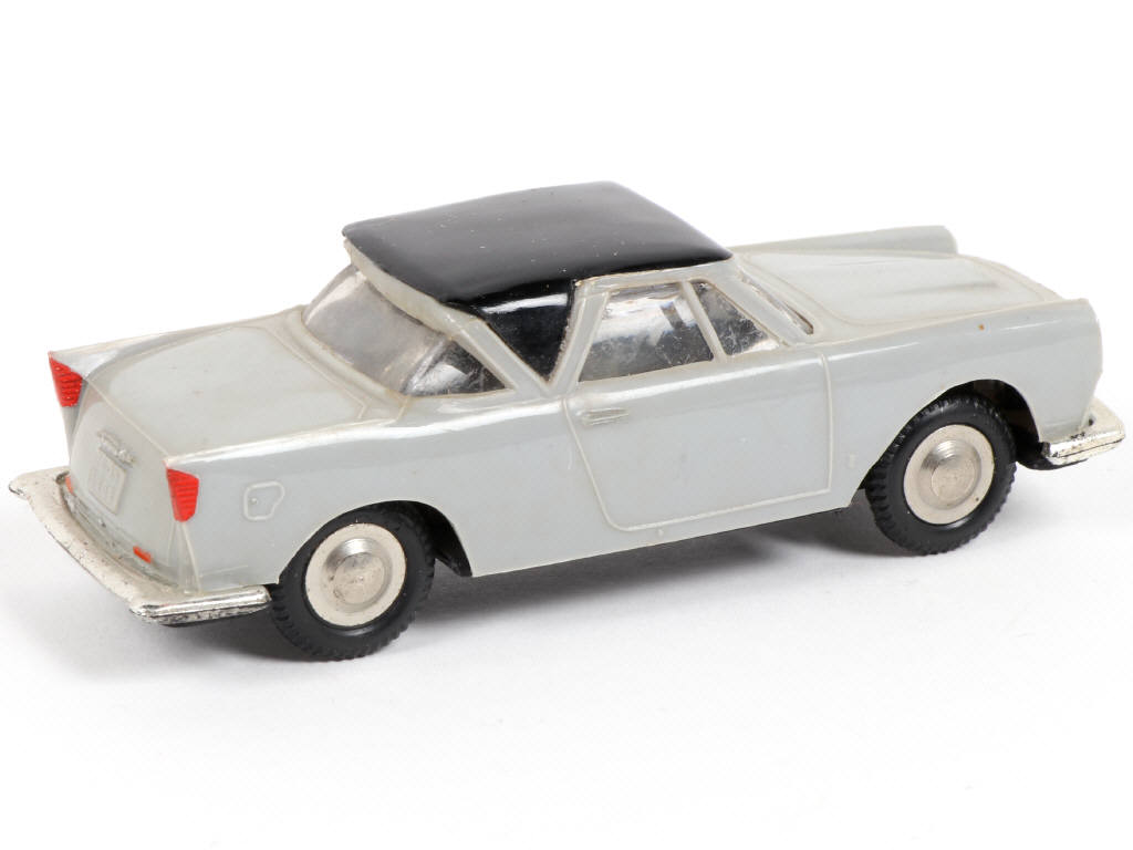 Lot 222 - I.C.I.S. MODELCARS (ITALIE) (1)