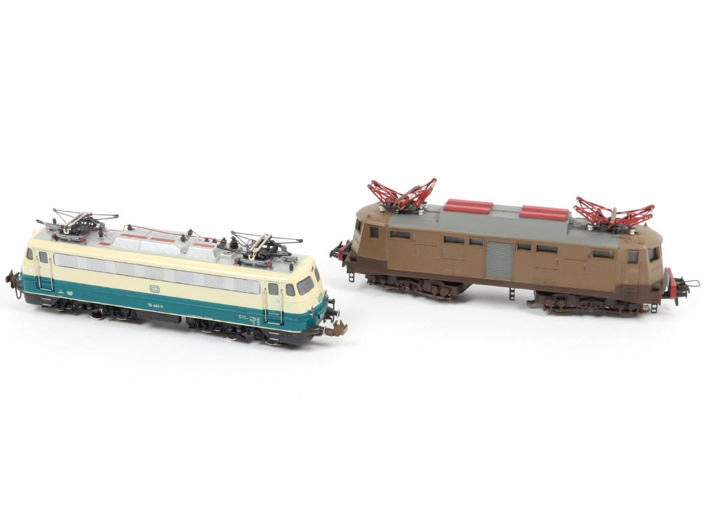 Lot 27 - TRIX EXPRESS 'HO' (ALLEMAGNE) (2)