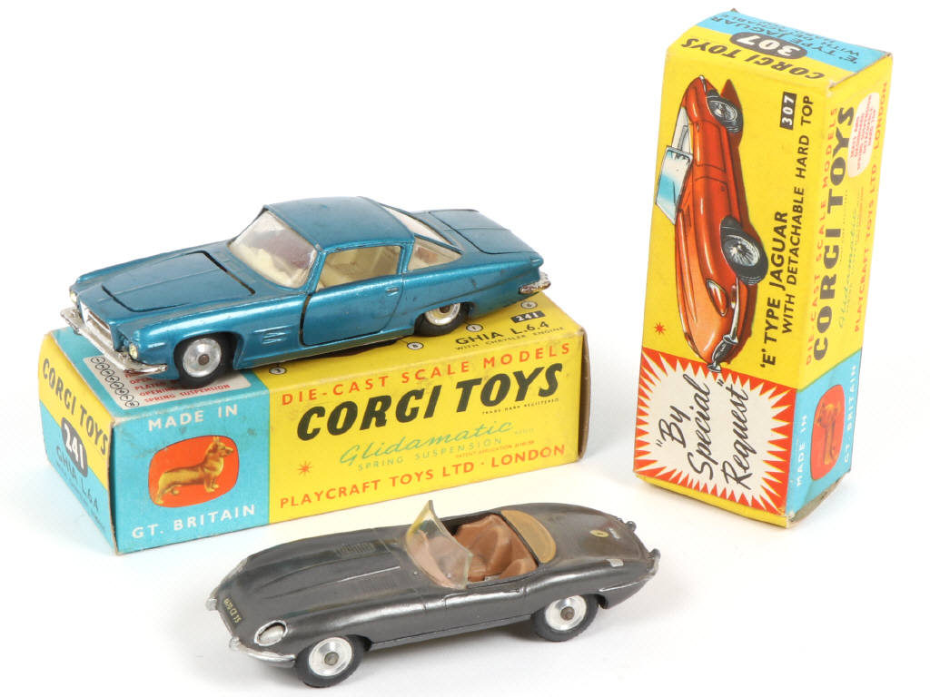 Lot 259 - CORGI TOYS (GB) (2)