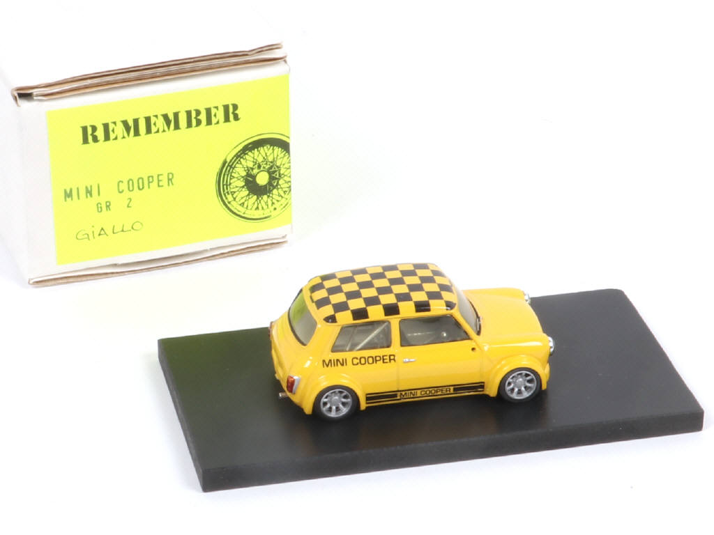 Lot 252 - REMEMBER (GB) (1)