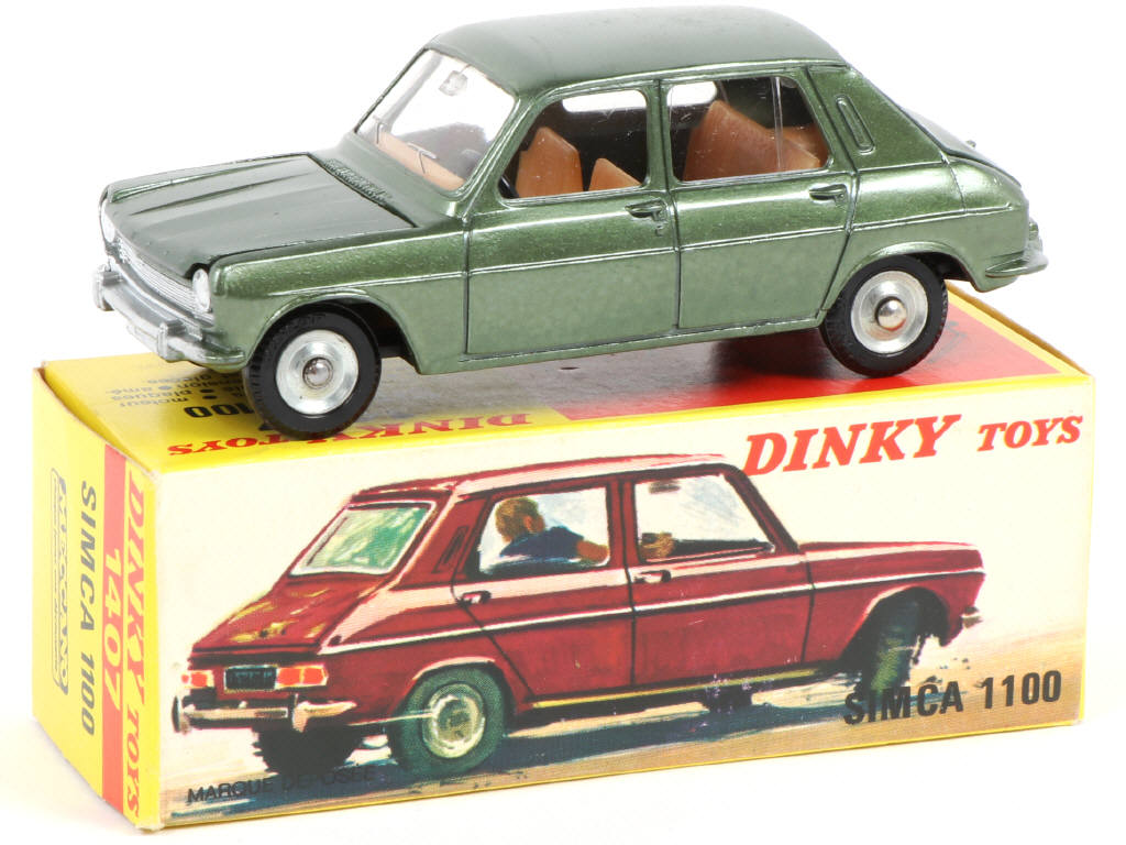 Lot 378 - DINKY TOYS (FRANCE) (1)