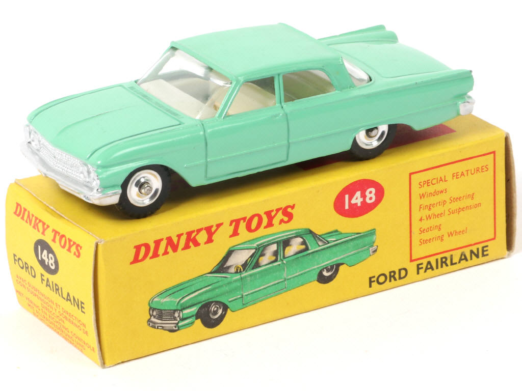 Lot 434 - DINKY TOYS (GB) (1)