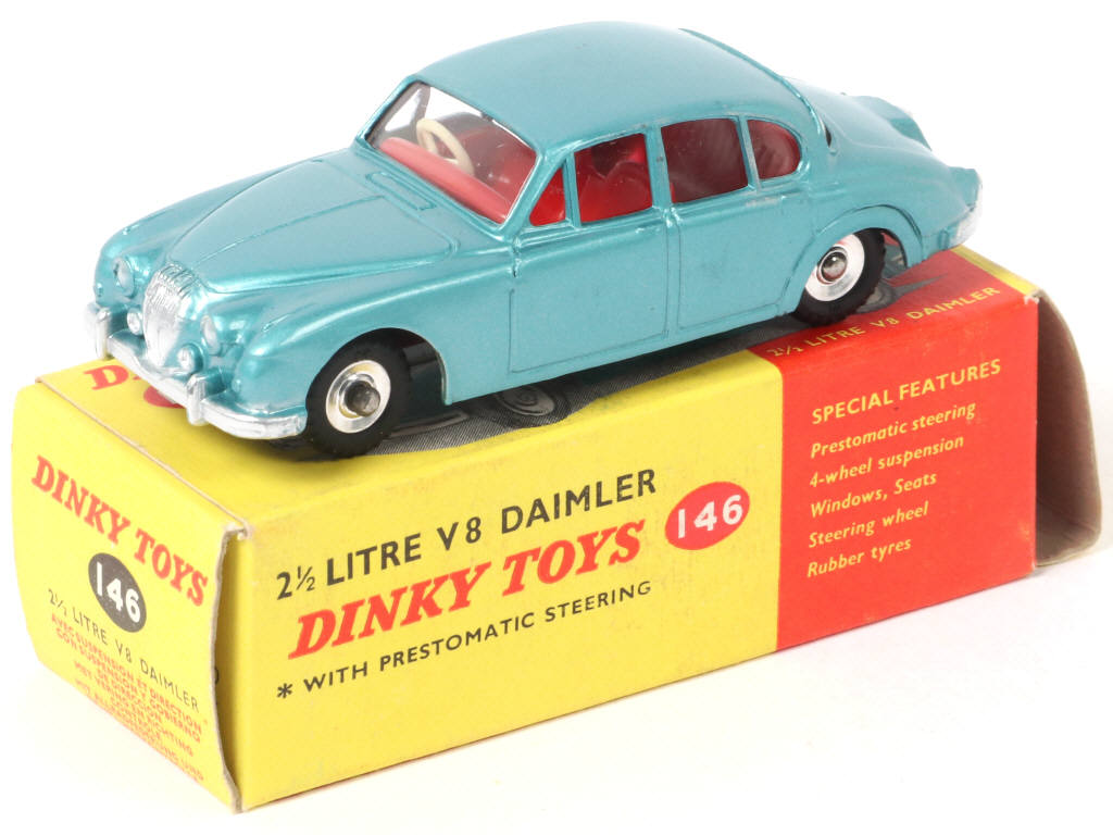 Lot 438 - DINKY TOYS (GB) (1)