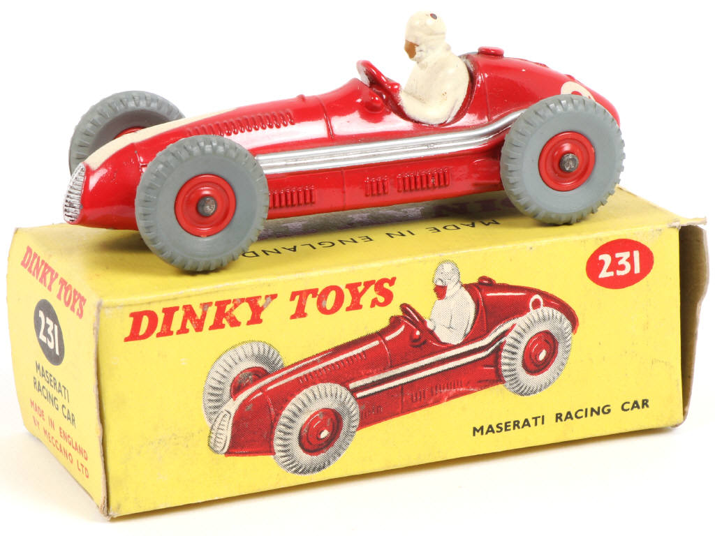 Lot 419 - DINKY TOYS (GB) (1)