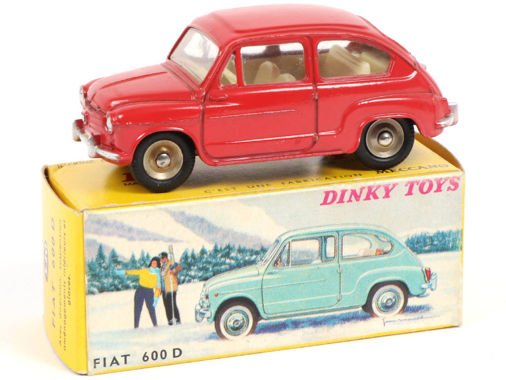 Lot 346 - DINKY TOYS (FRANCE) (1)