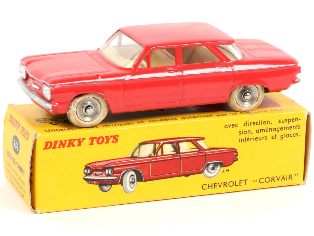 Lot 344 - DINKY TOYS (FRANCE) (1)