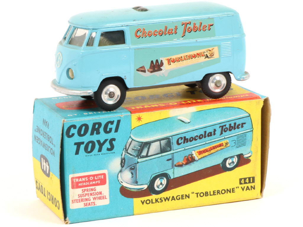 Lot 219 - CORGI TOYS (GB) (1)