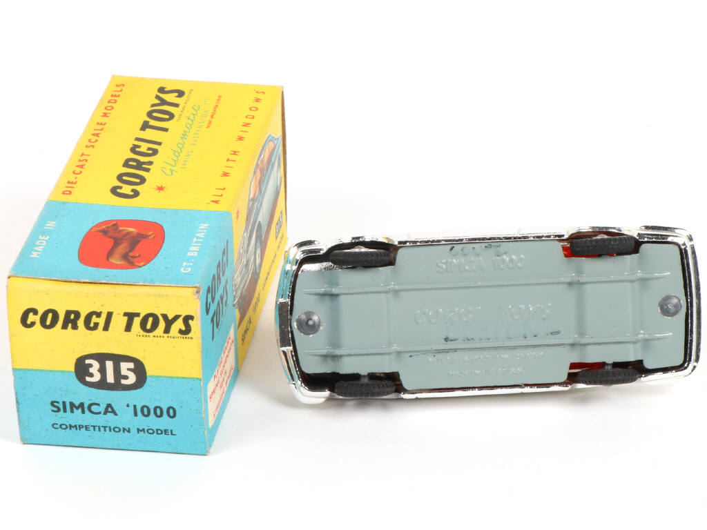 Lot 215 - CORGI TOYS (GB) (1)