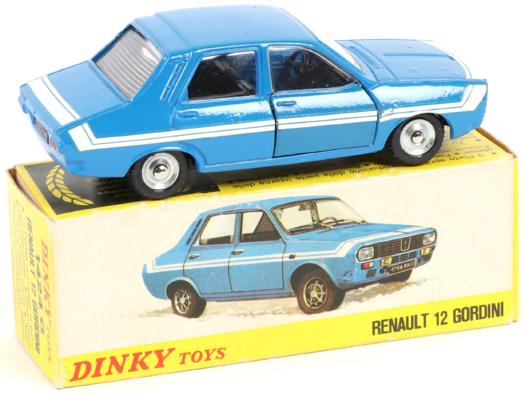 Lot 363 - DINKY TOYS (FRANCE) (1)
