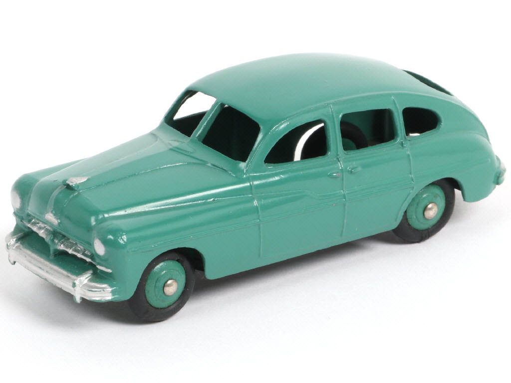 Lot 314 - DINKY TOYS (FRANCE) (1)