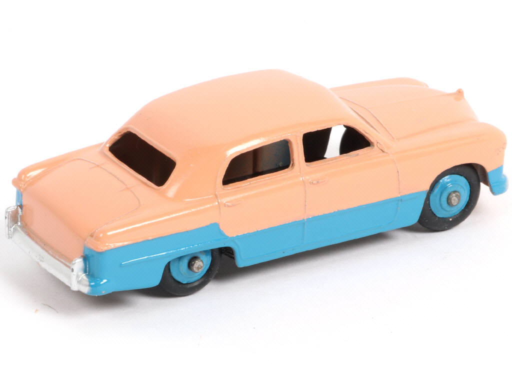 Lot 417 - DINKY TOYS (GB) (1)