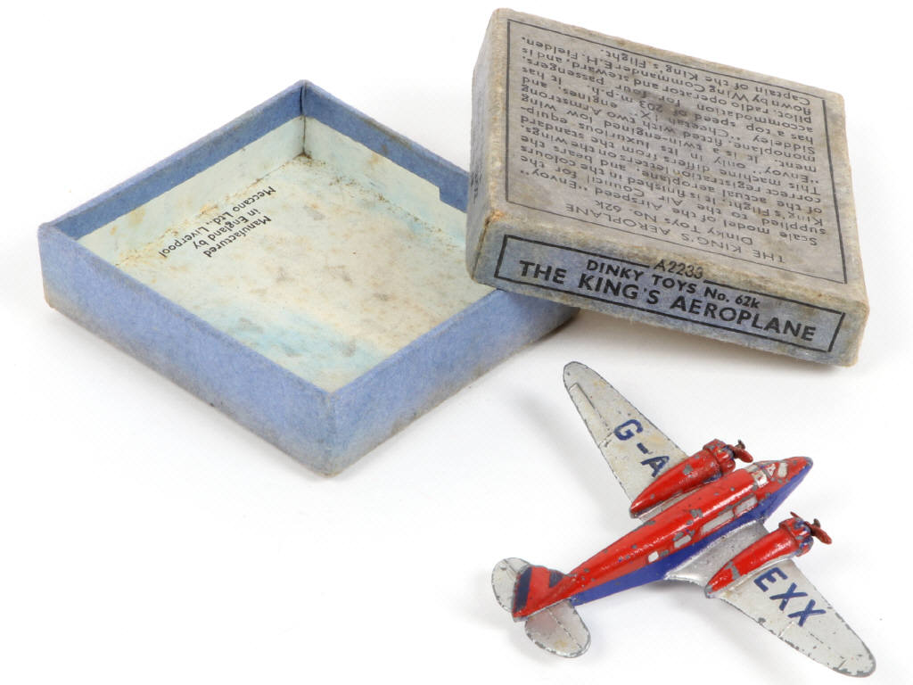 Lot 452 - DINKY TOYS (GB) (1)