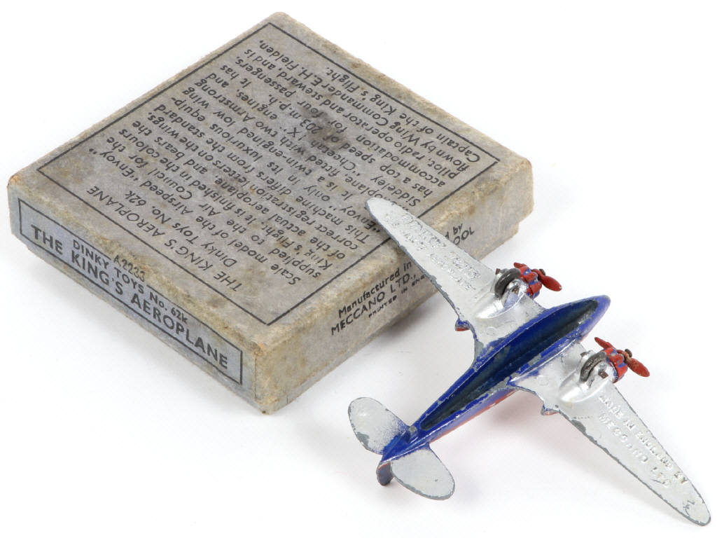 Lot 452 - DINKY TOYS (GB) (1)