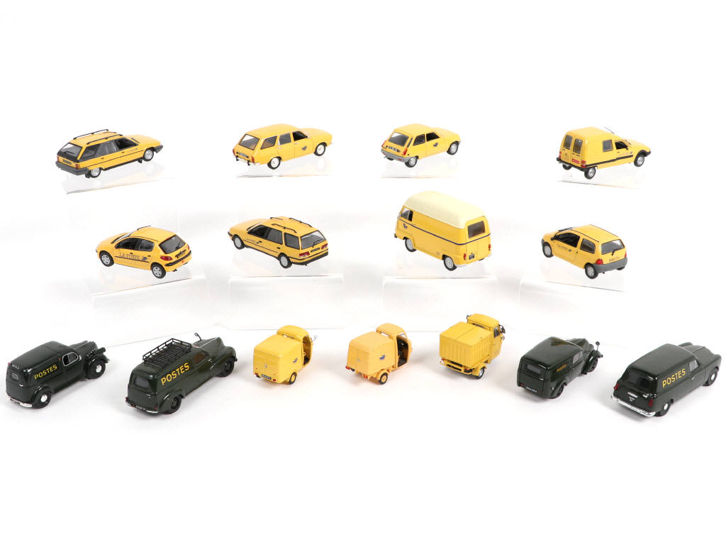 Lot 49 - DIVERS (15)