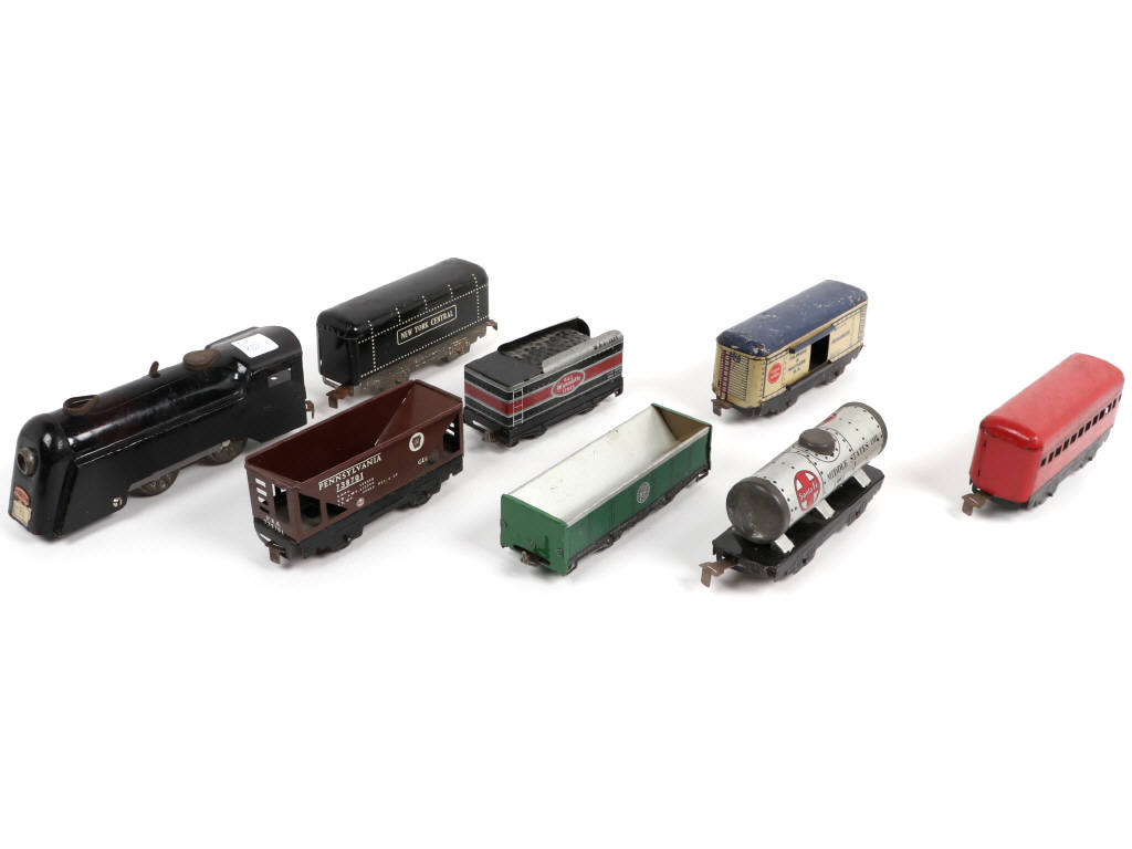 Lot 69 - DIVERS (USA) (8)