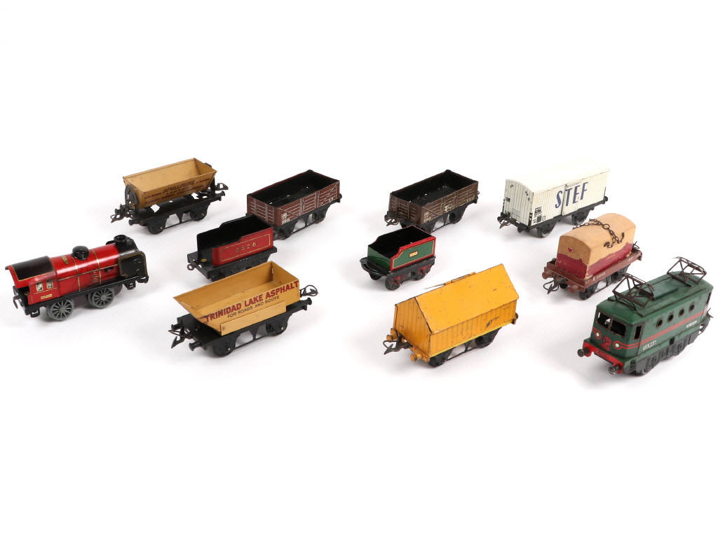 Lot 94 - HORNBY 'O' (11)