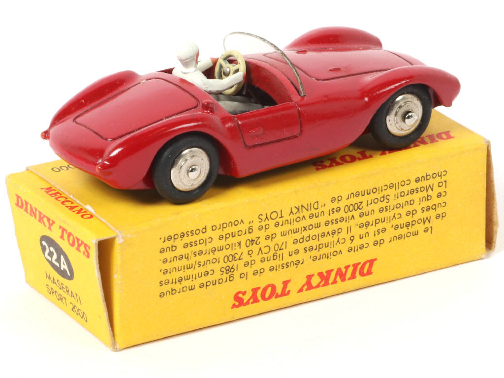 Lot 337 - DINKY TOYS (FRANCE) (1)
