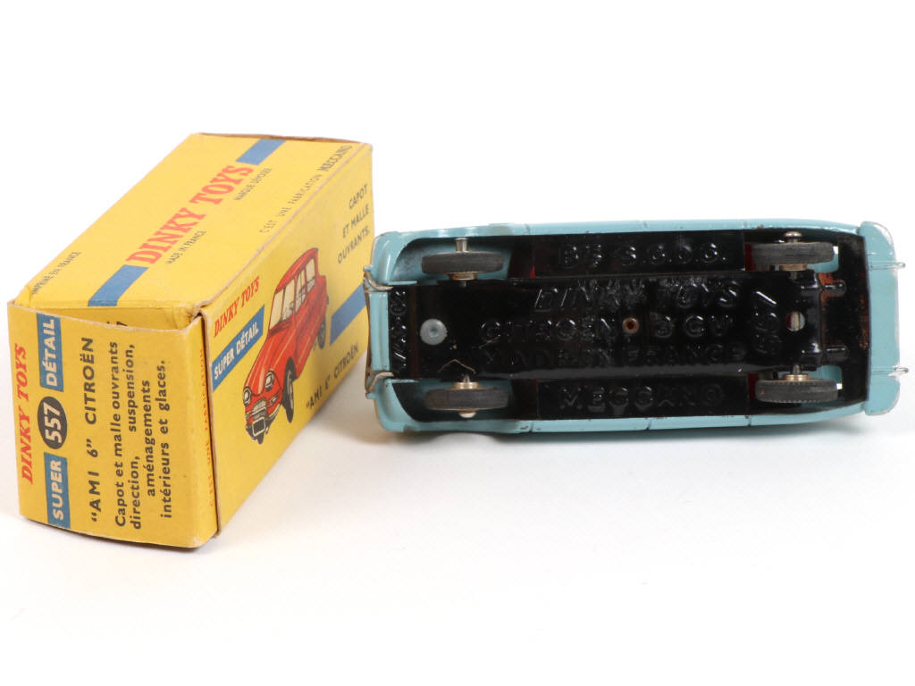 Lot 417 - DINKY TOYS (FRANCE) (1)