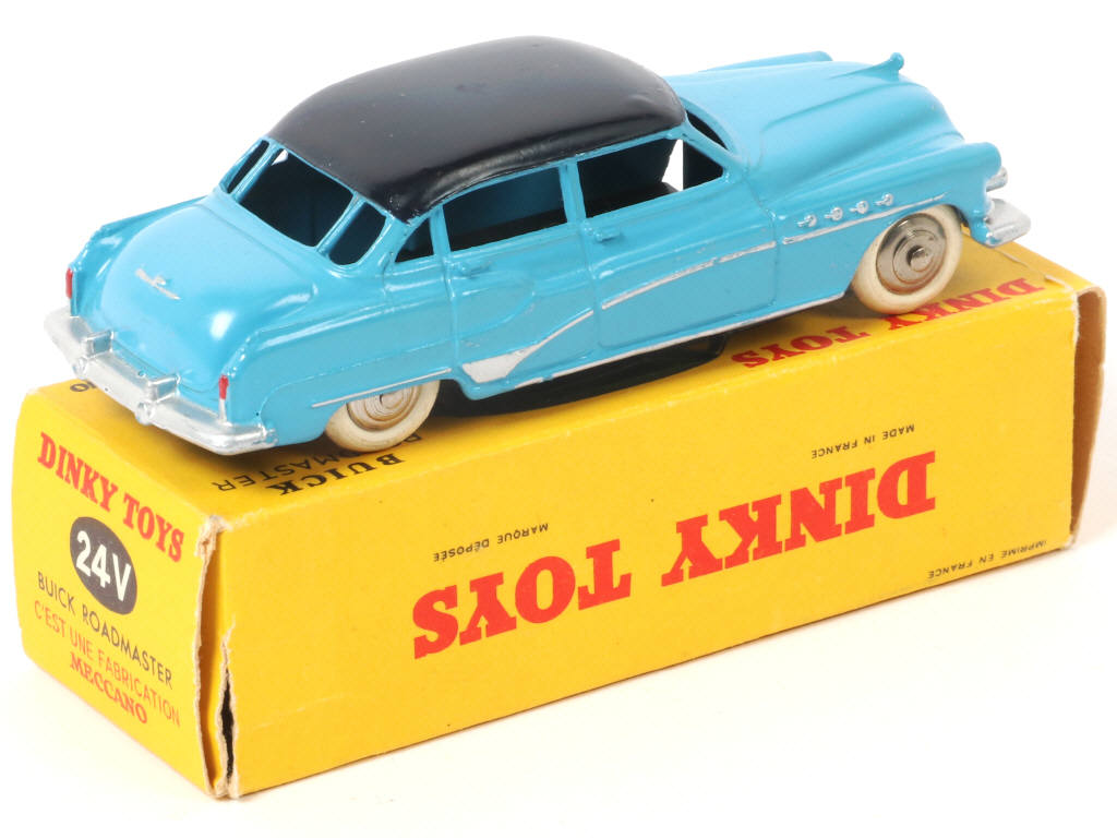Lot 368 - DINKY TOYS (FRANCE) (1)