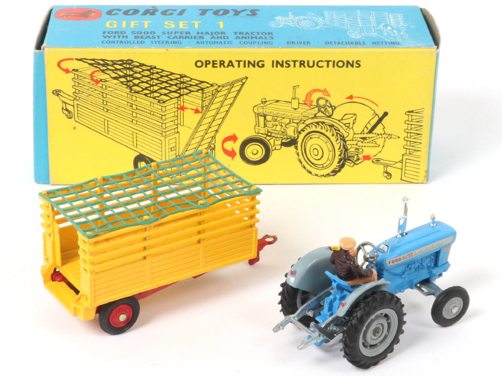 Lot 207 - CORGI TOYS (GB) (1)