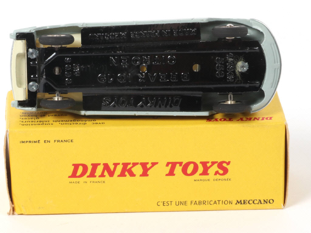 Lot 355 - DINKY TOYS (FRANCE) (1)