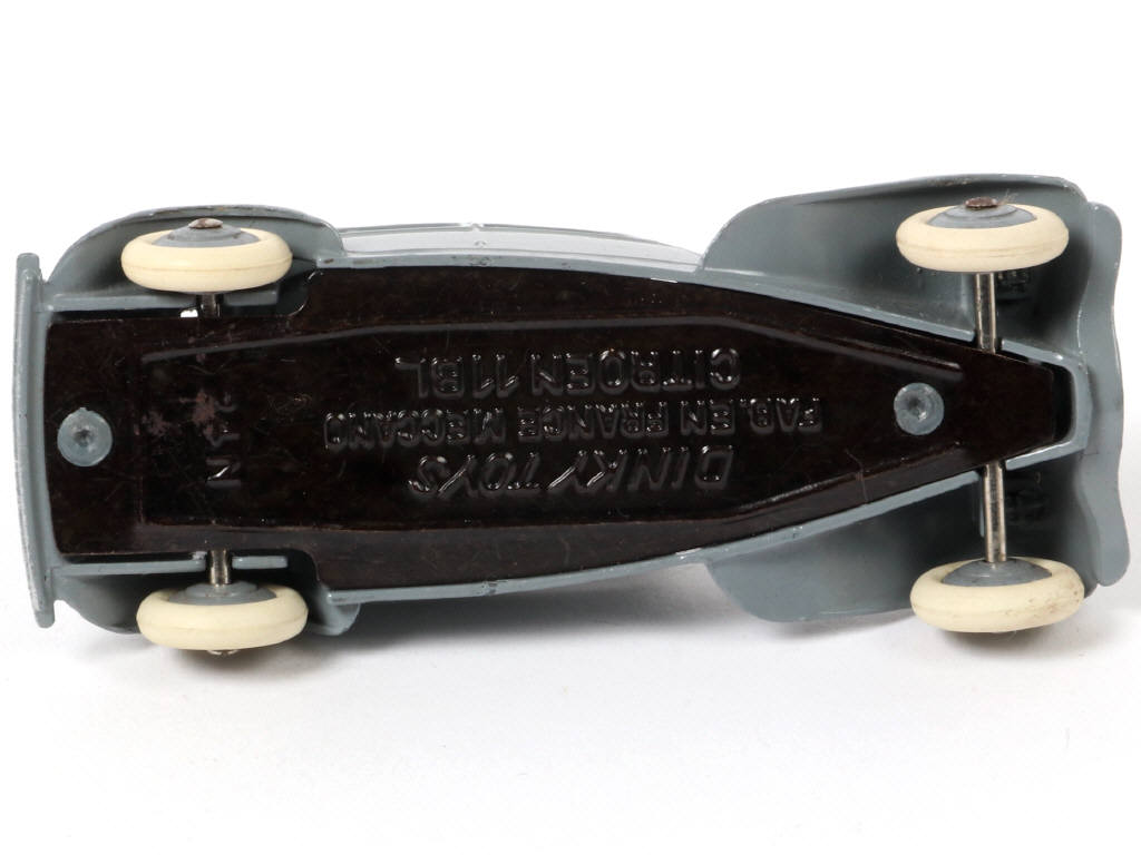 Lot 315 - DINKY TOYS (FRANCE) (1)