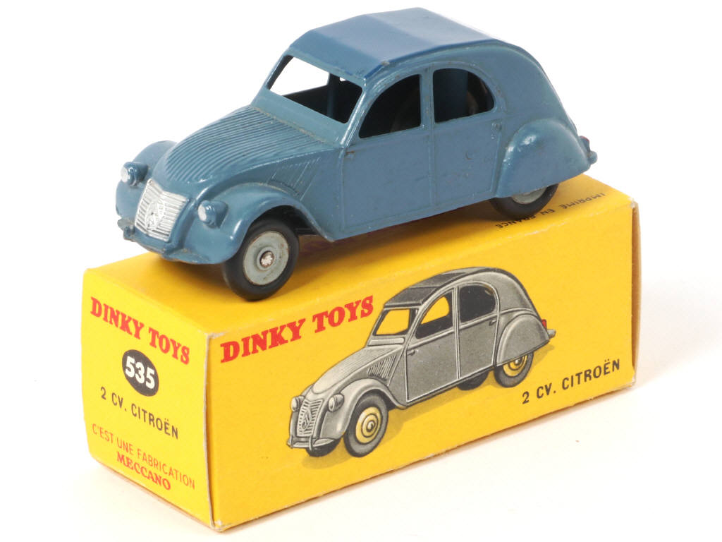 Lot 414 - DINKY TOYS (FRANCE) (1)