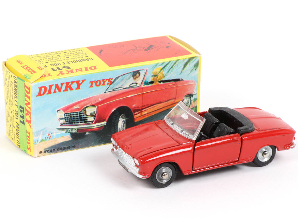 Lot 405 - DINKY TOYS (FRANCE) (1)