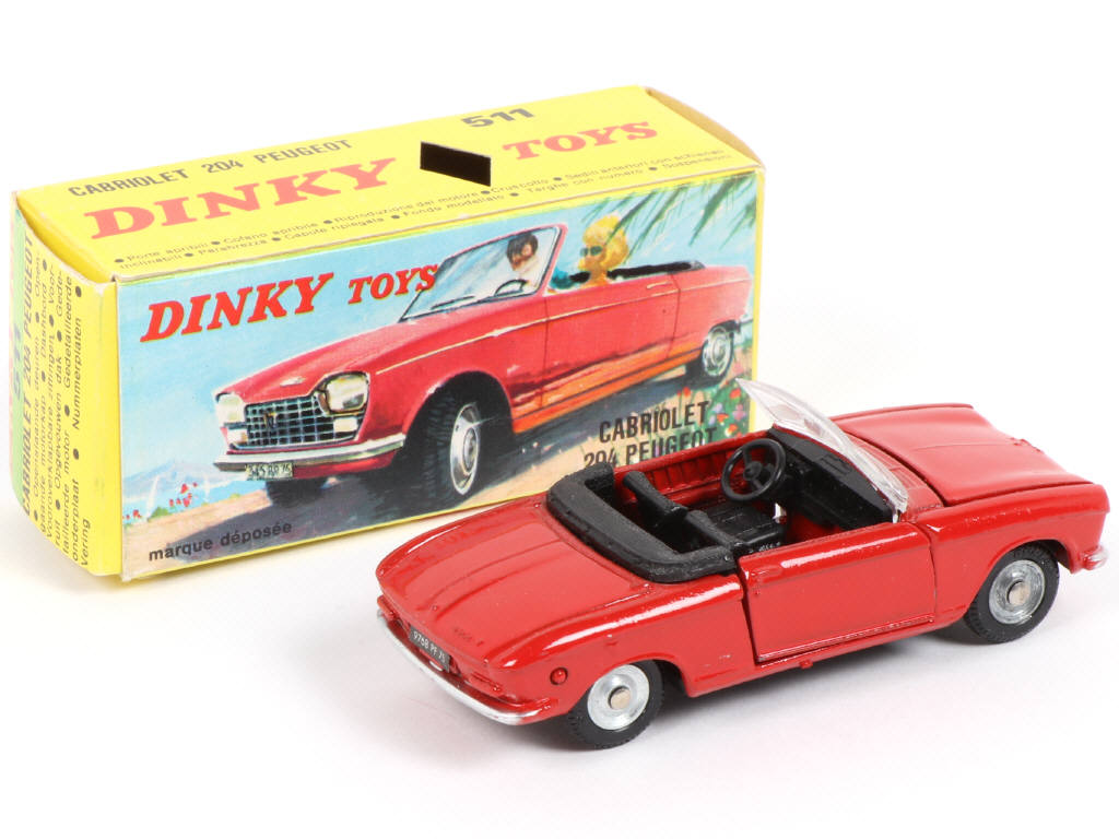 Lot 405 - DINKY TOYS (FRANCE) (1)