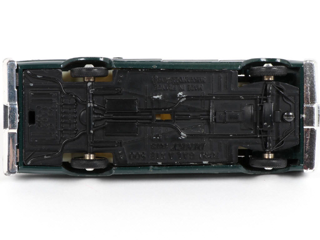 Lot 336 - DINKY TOYS (FRANCE) (1)