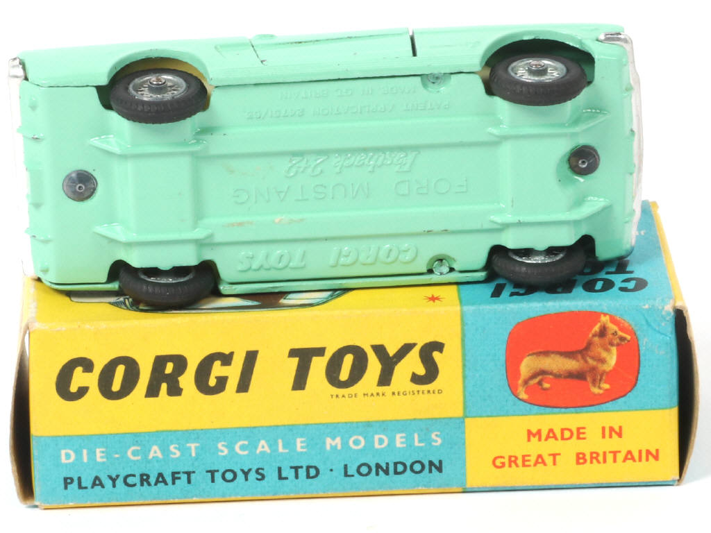 Lot 177 - CORGI TOYS (GB) (1)