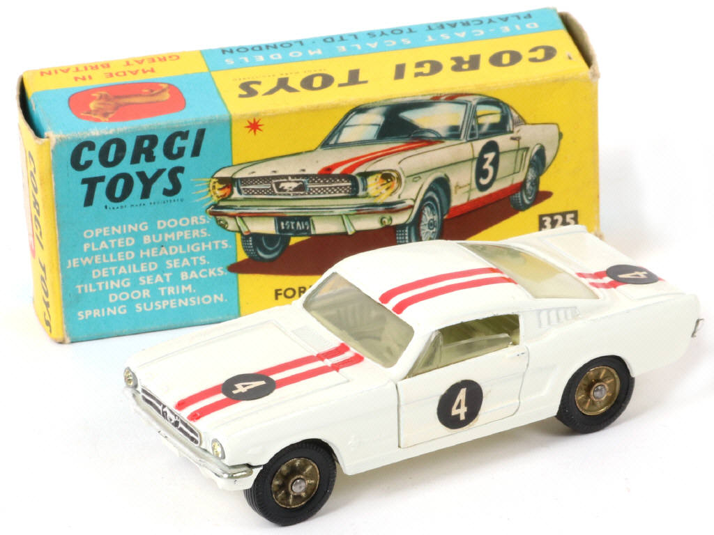 Lot 178 - CORGI TOYS (GB) (1)