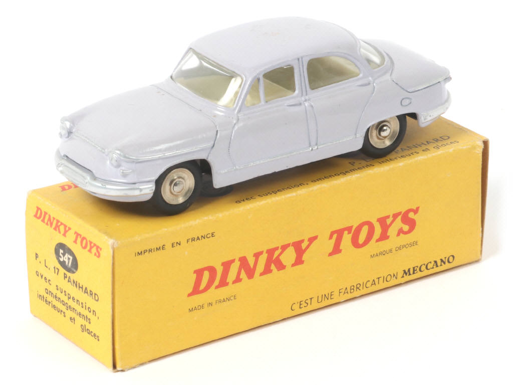 Lot 396 - DINKY TOYS (FRANCE) (1)