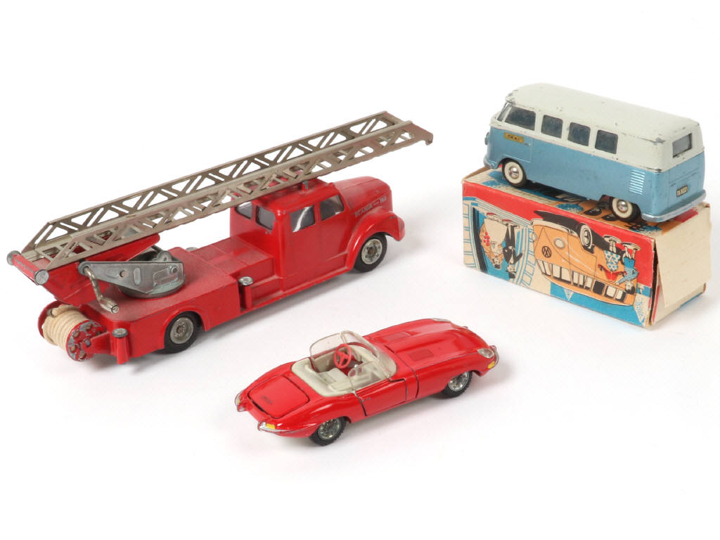 Lot 79 - TEKNO (DANEMARK) (3)