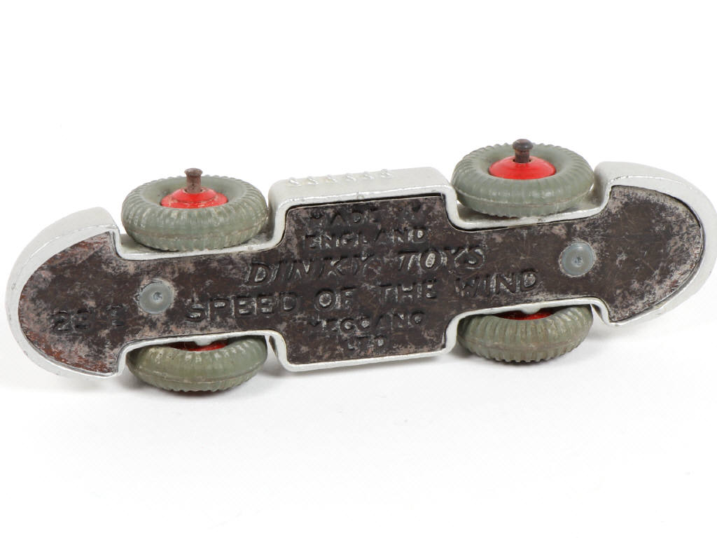Lot 235 - DINKY TOYS (GB) (1)