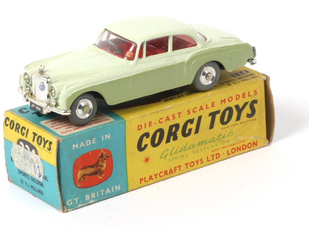 Lot 138 - CORGI TOYS (GB) (1)