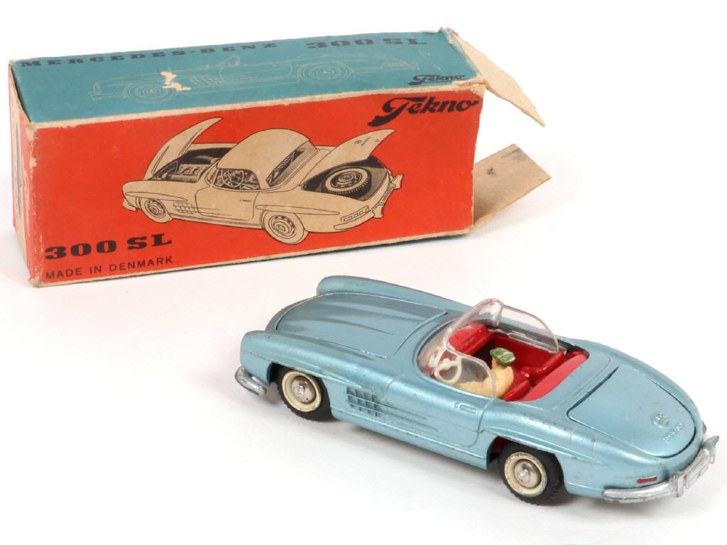 Lot 99 - TEKNO (DANEMARK) (1)