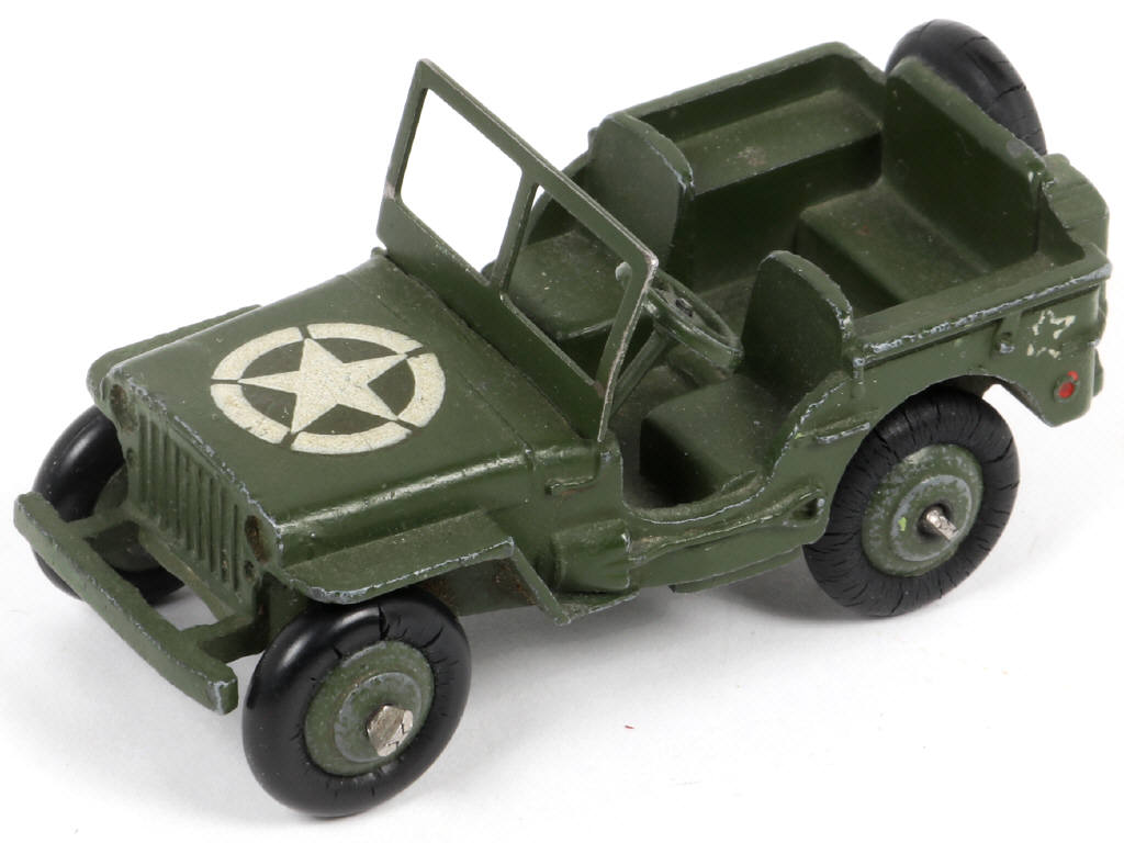 Lot 245 - DINKY TOYS (GB) (1)