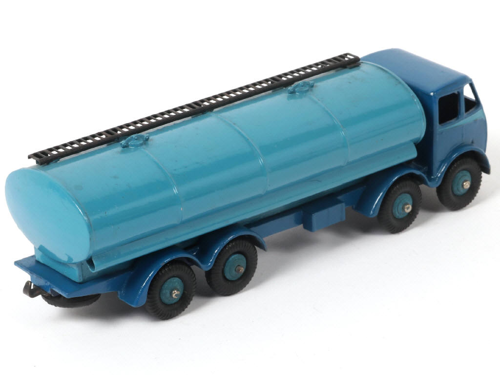 Lot 268 - DINKY TOYS (GB) (1)