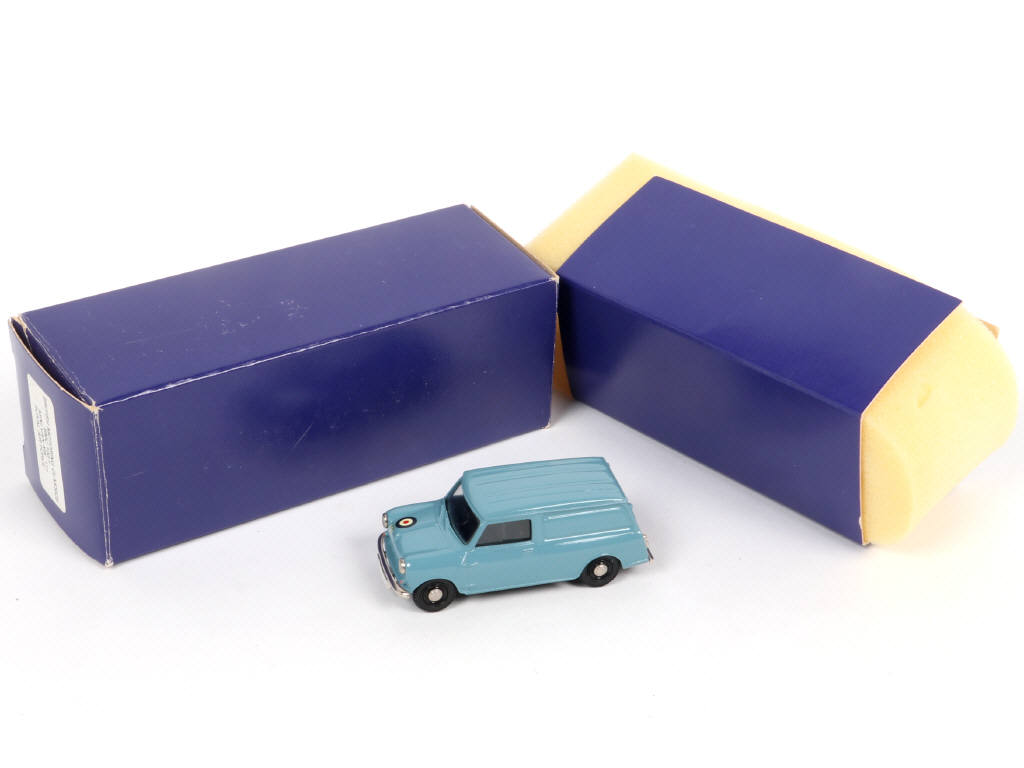 Lot 121 - BRITISH MOTORING CLASSICS (GB) (1)