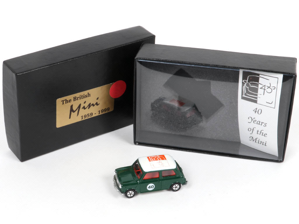 Lot 79 - TOMICA (JAPON) (1)