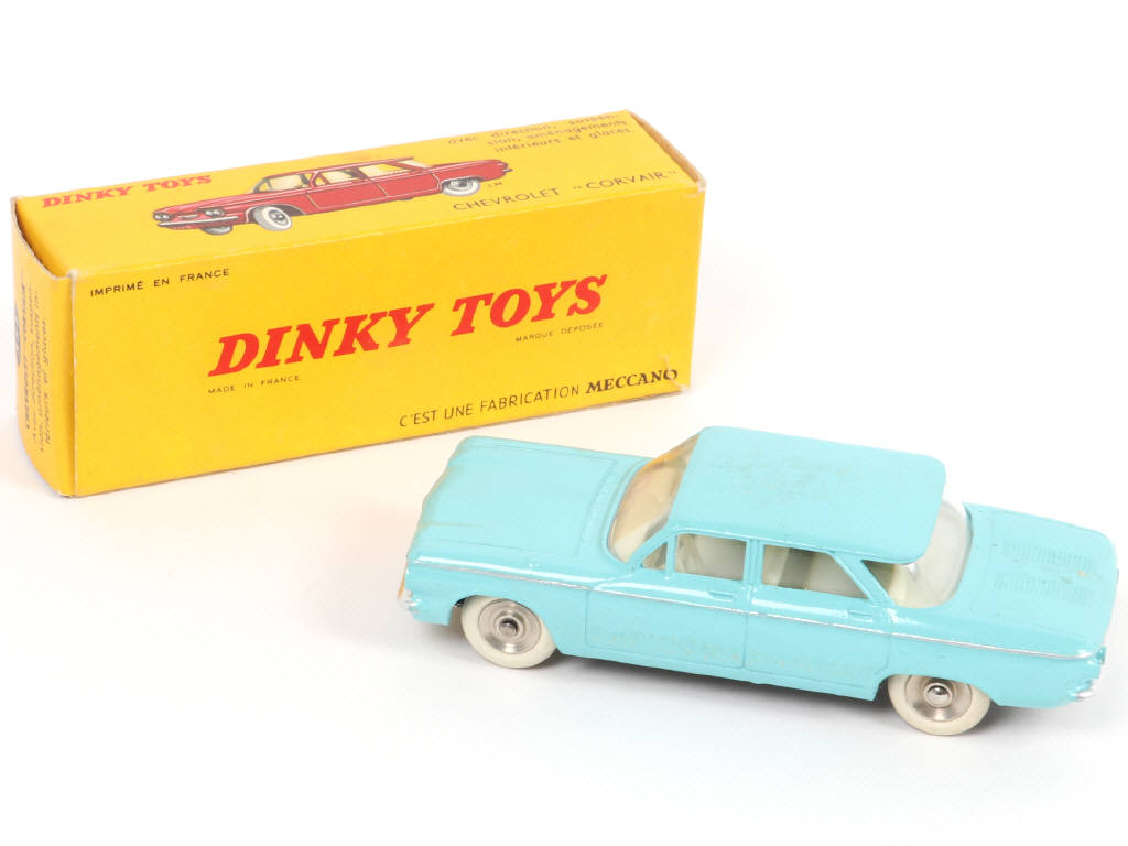 Lot 343 - DINKY TOYS (FRANCE) (1)