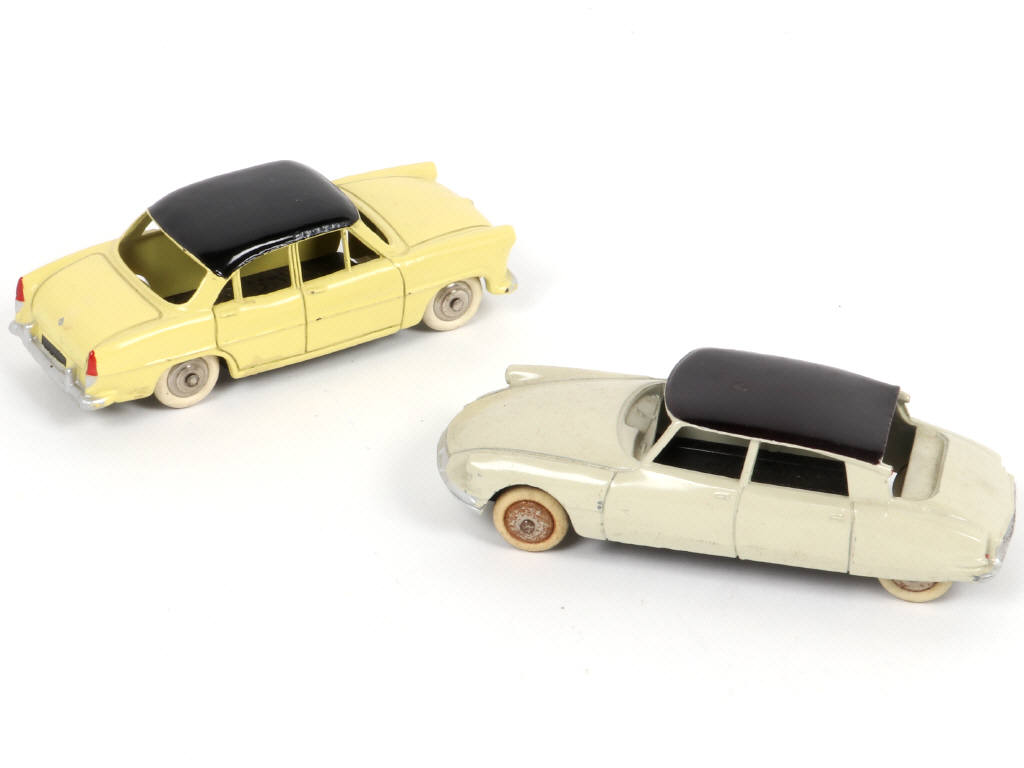 Lot 410 - DINKY TOYS (FRANCE) (2)