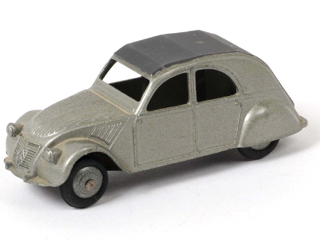 Lot 313 - DINKY TOYS (FRANCE) (1)