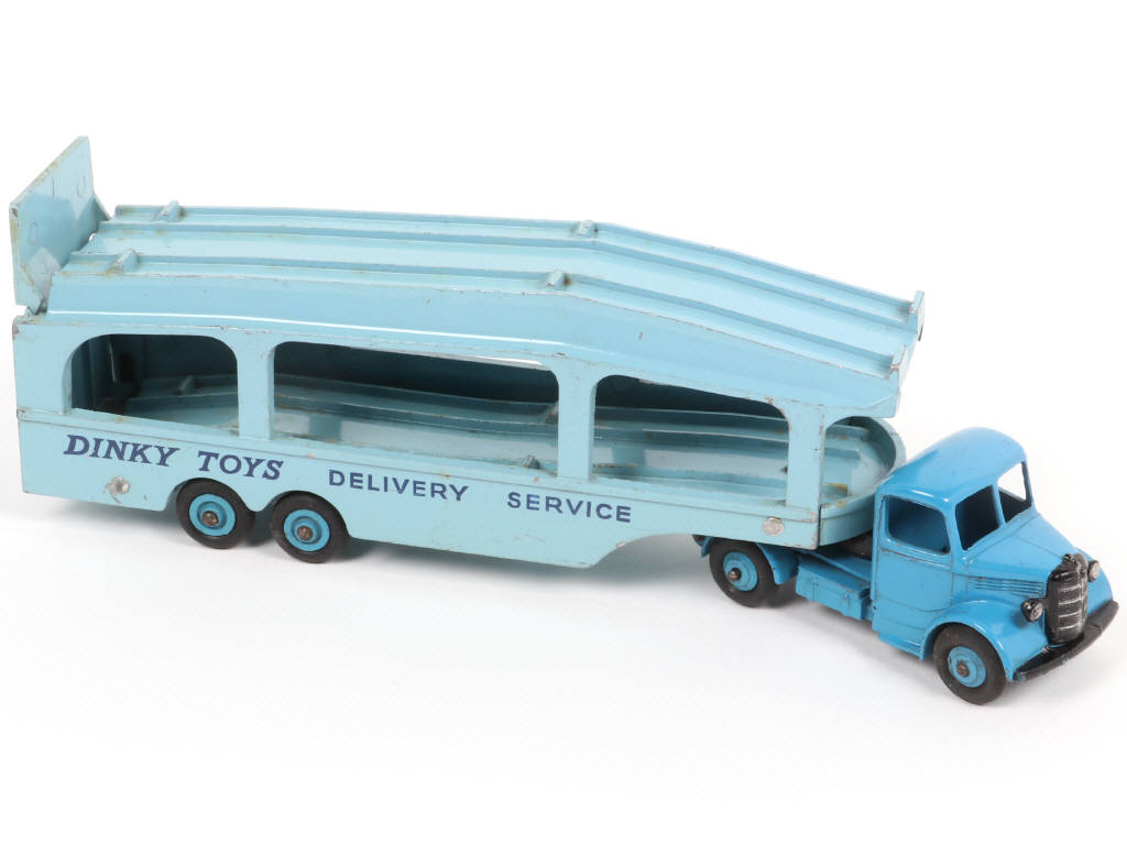Lot 262 - DINKY TOYS (GB) (1)