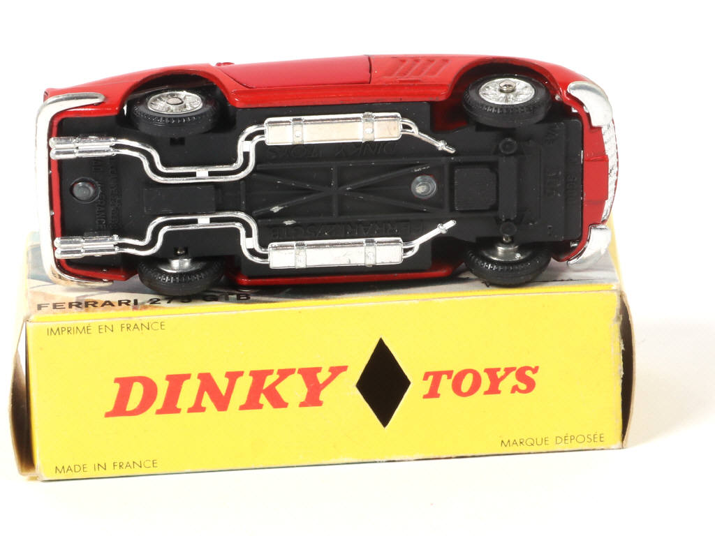 Lot 350 - DINKY TOYS (FRANCE) (1)