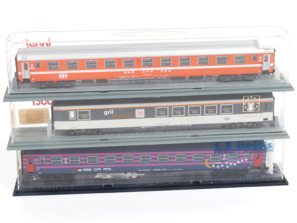 Lot 60 - JOUEF 'HO' (FRANCE) (3)