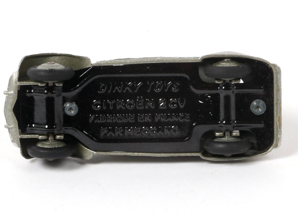 Lot 298 - DINKY TOYS (FRANCE) (1)