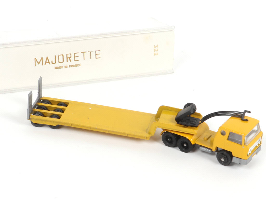 Lot 200 - MAJORETTE (FRANCE) (1)